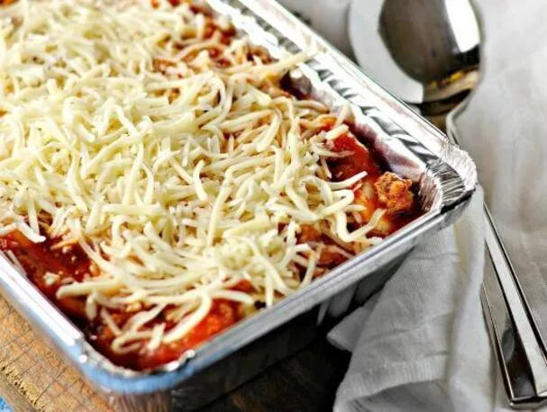 Könnyű ajándék lasagne