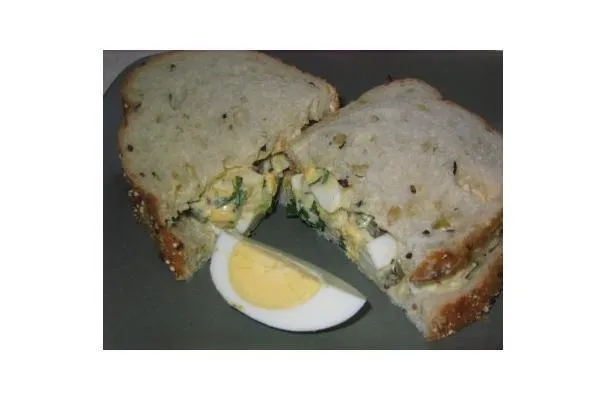 Tojássaláta tárkonyos mustárral