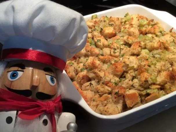 Friss fűszeres kenyérmártás