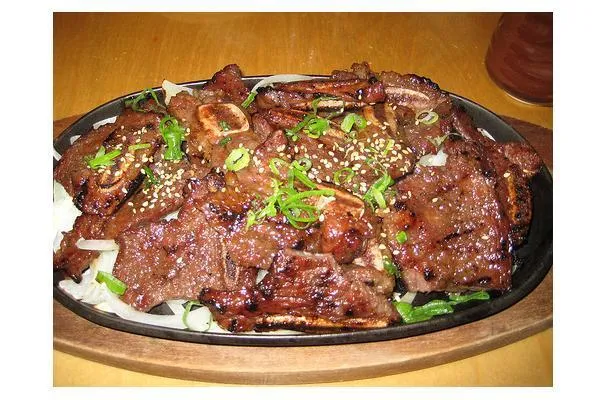 Koreai grillezett rövid bordák
