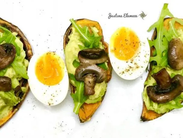 Avokádó édesburgonya pirítóson – Paleo/Gluténmentes/Vegetáriánus