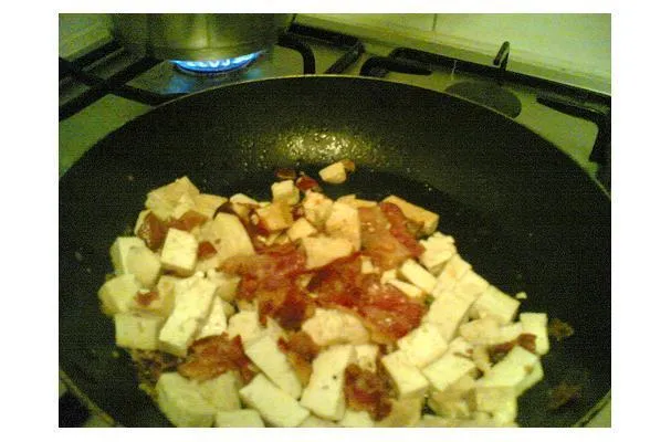 Szalonnás ízű tofu