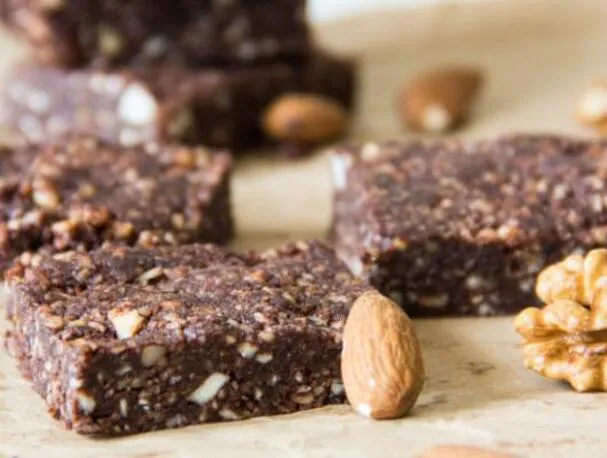 Nyers kakaószeletek 4 hozzávalóból