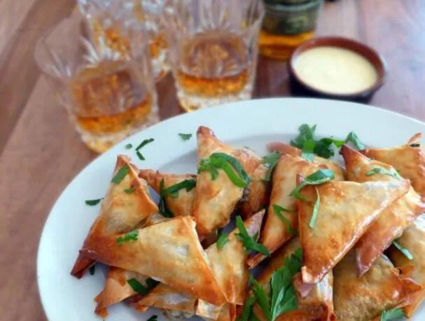 Haggis szamóza skót vagy nem skót, csatlakozzon a Burns éjszakai ünnepségeihez az én parti Haggis szamózámmal