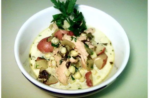 Csirke Chowder